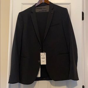 Zara Men’s Suit